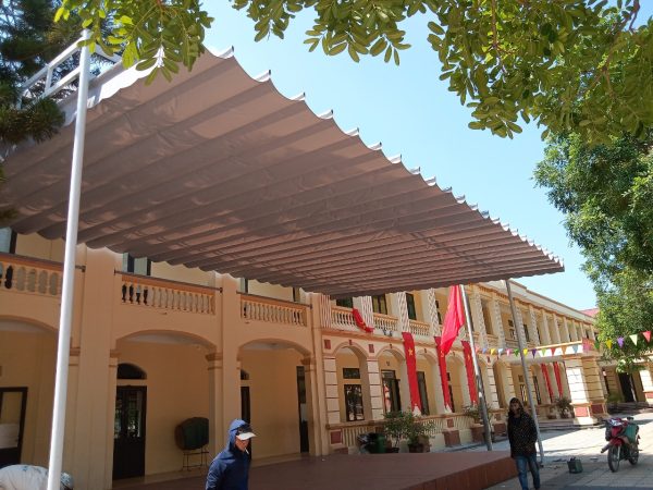 Mái xếp kéo lượn sóng được sử dụng ở nhiều nơi