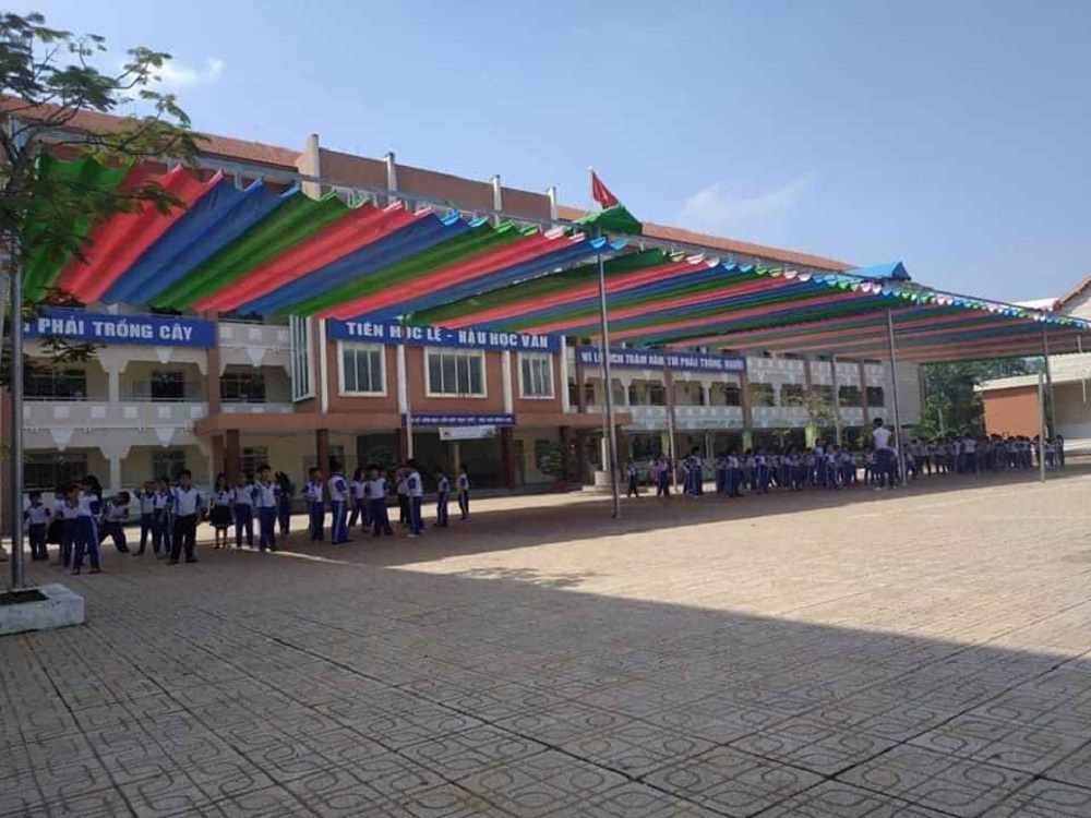 Đơn vị thi công lắp đặt mái che xếp thông minh uy tín