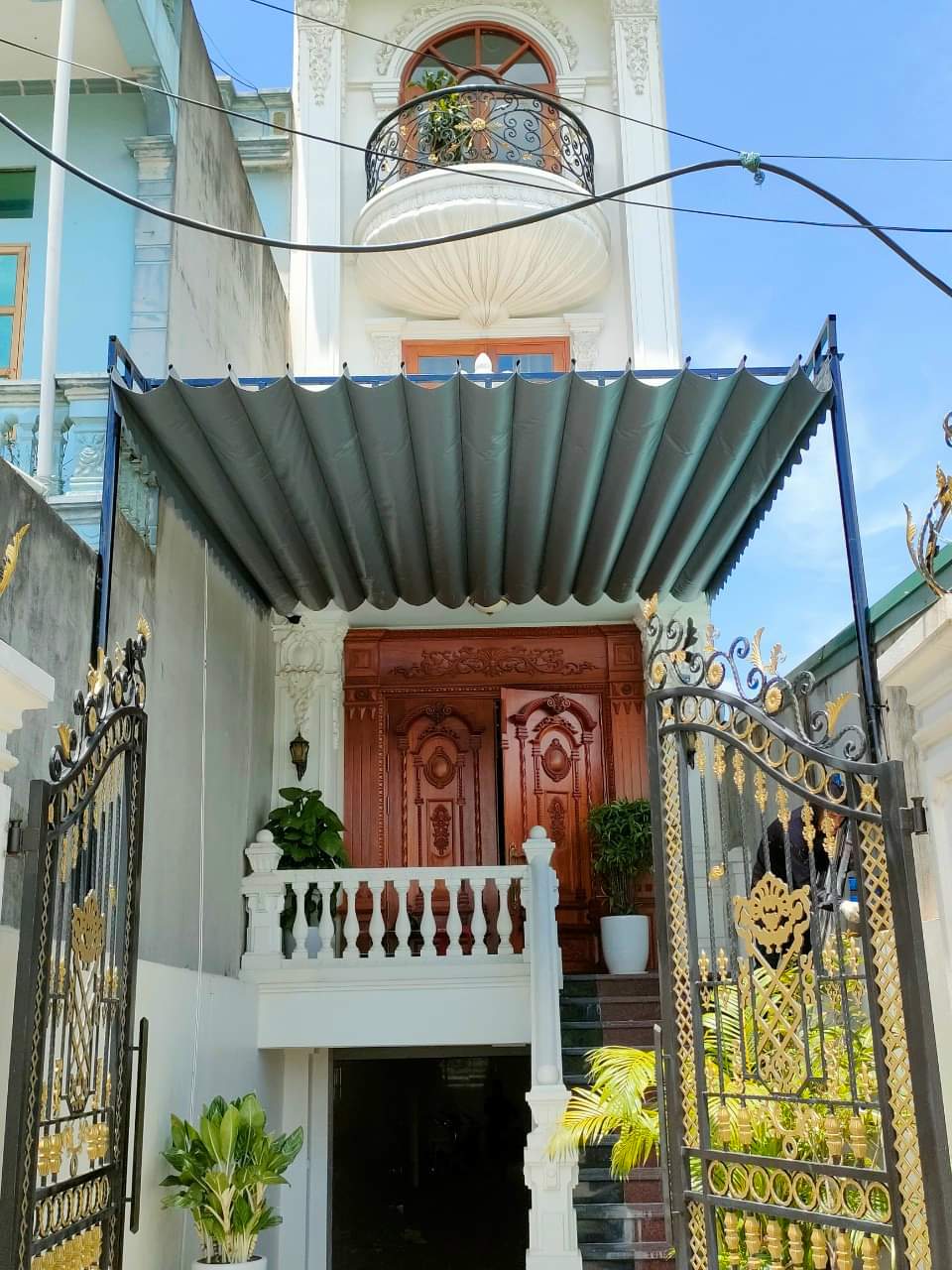 Lựa chọn mái xếp kéo lượn sóng Hà Nội giá rẻ chất lượng