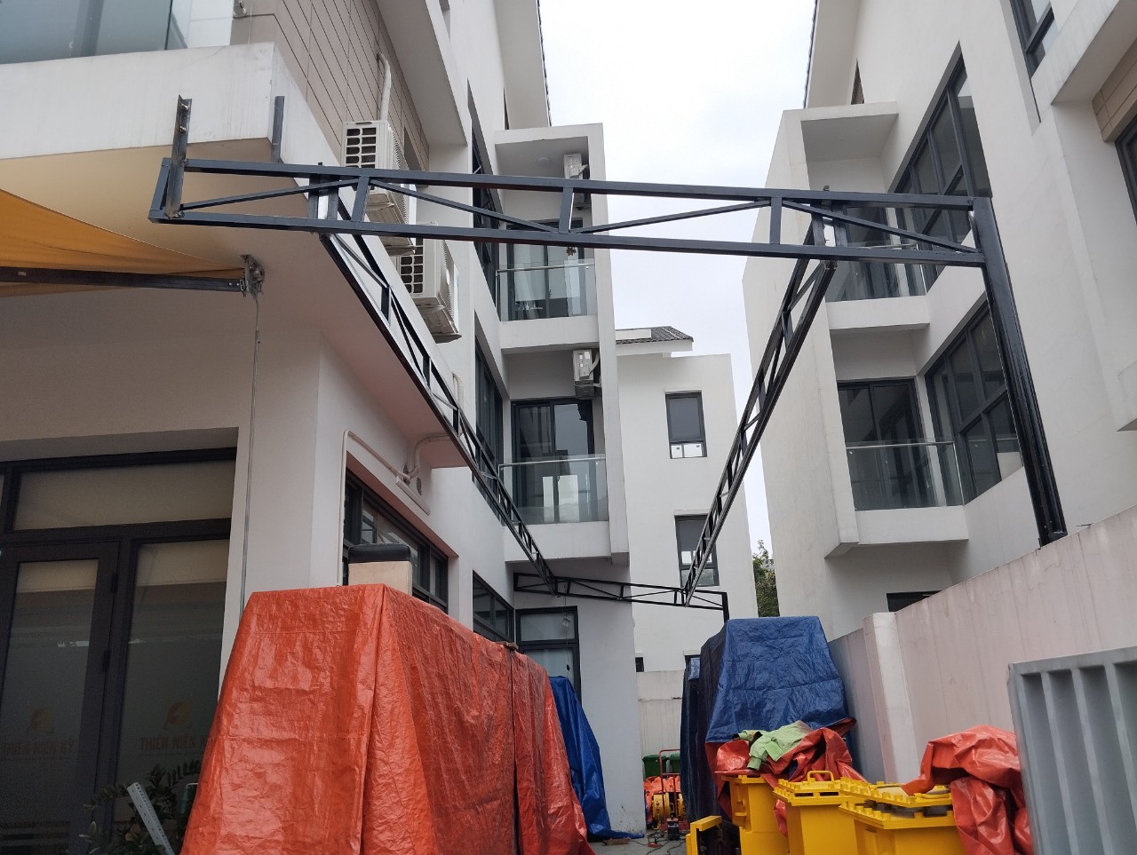 Lựa chọn mái xếp kéo lượn sóng Hà Nội giá rẻ chất lượng