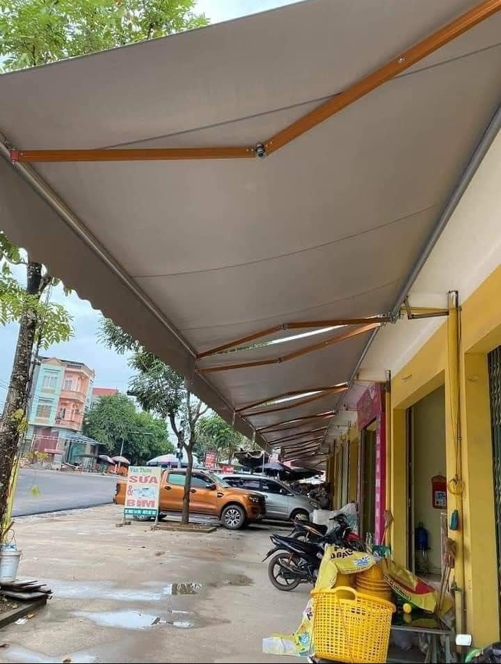 Thi công lắp đặt bạt che nắng tự cuốn bền đẹp giá rẻ