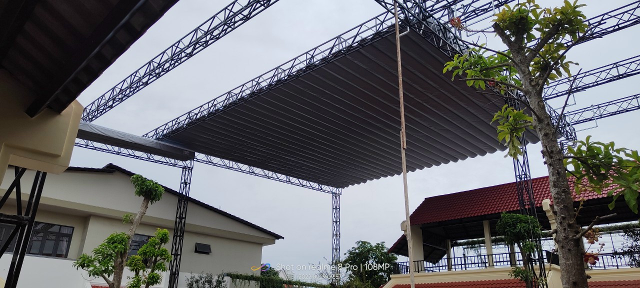 Thi công lắp đạt mái che bạt kéo, mái xếp di động uy tín